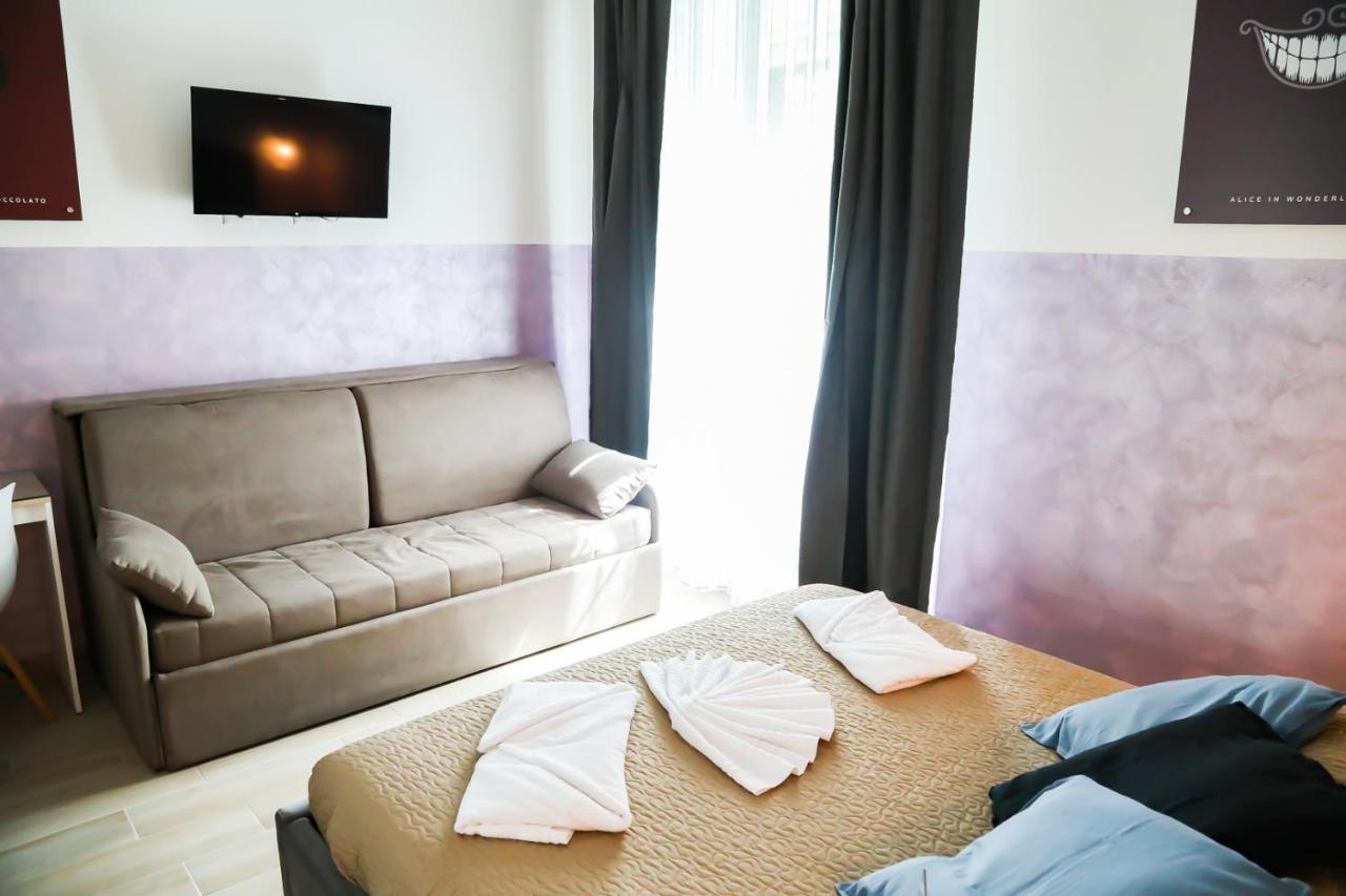 Cinemovie Guesthouse Рим Экстерьер фото